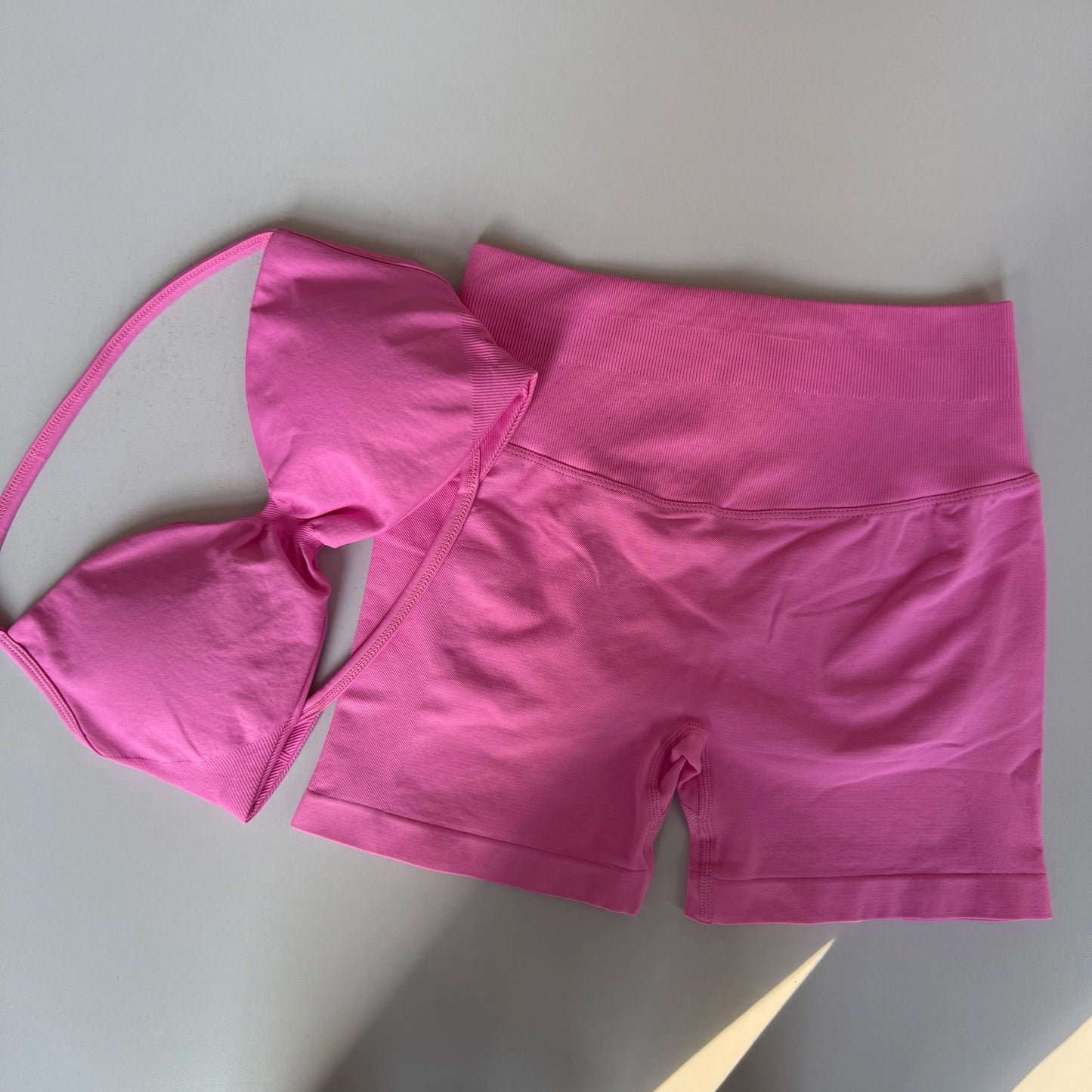 Sexy Halter Neck Beautiful Back High Waist Peach Sports Bras Shorts Suit Pilates Gathering Yoga Vest Training Fitness Bra Sets