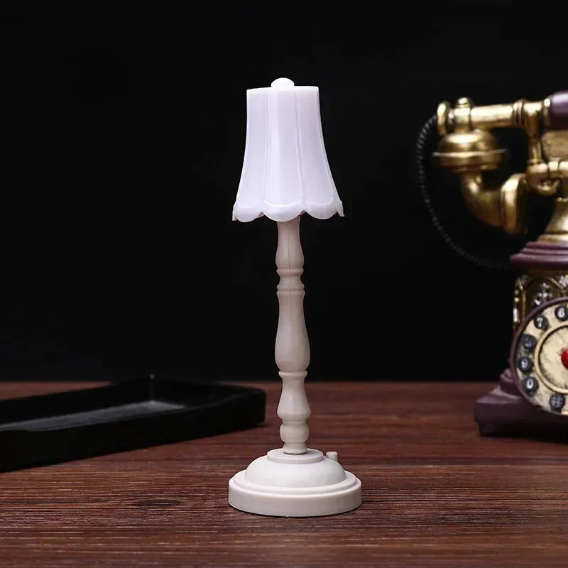 1/6 Scale White LED Desk Lamp Model Furniture for Hot Toys BJD Dollhouse Accessory Kids Pretend Play Toys