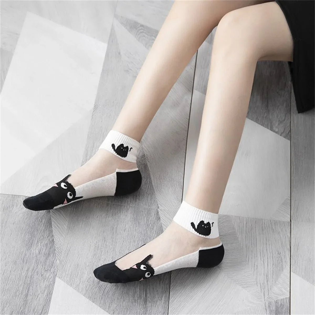 5Pairs/lot Summer Socks Black and White Cat Glass Silk Breathable Female Socks Simple Short Socks