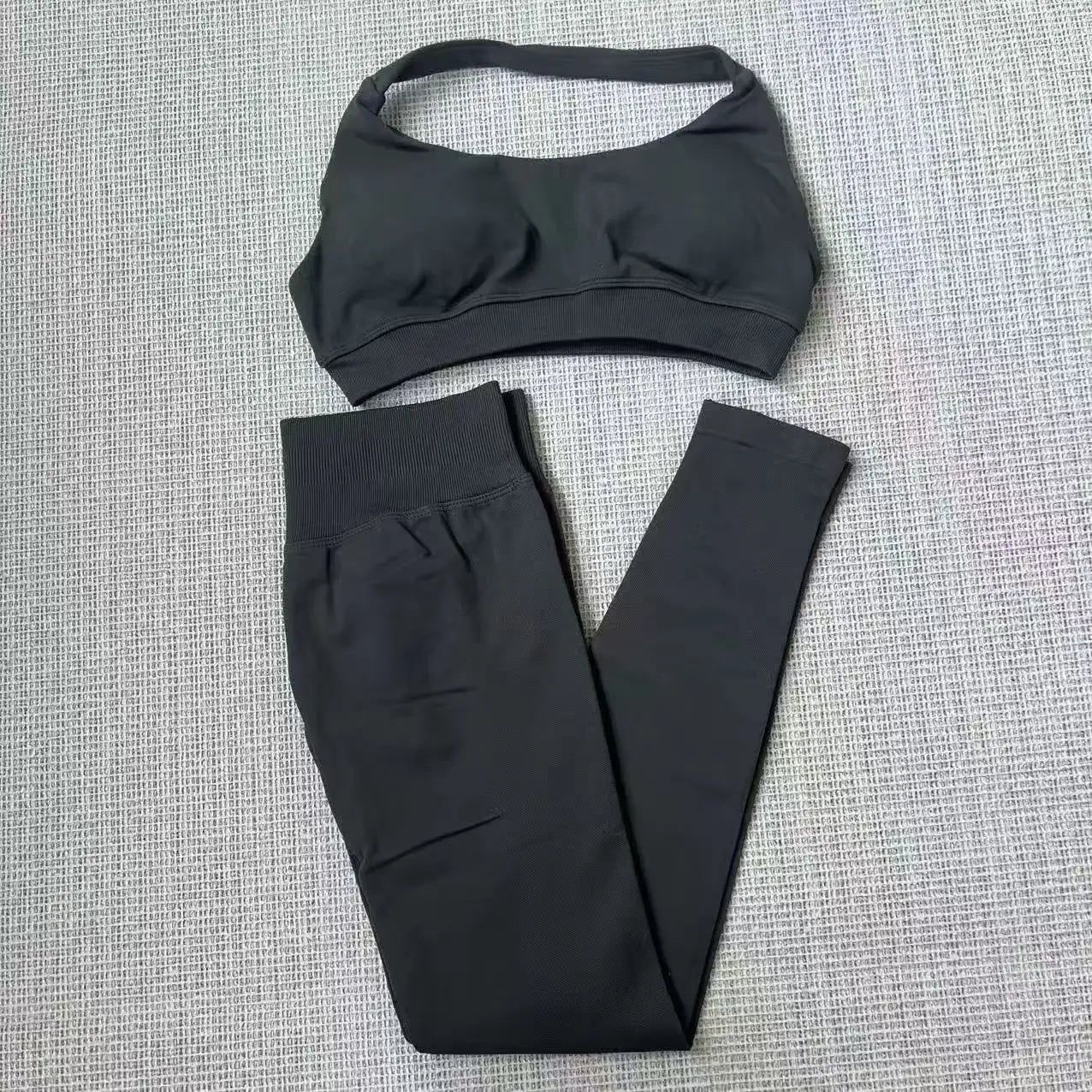 Peach High-Waisted Hip-Lifting Women's Exercise Suit Shockproof Yoga Fitness Clothes for Running And Styling