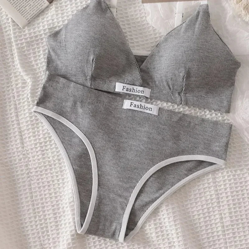 Women Cotton Bra Set Sexy Briefs Low Waist Panties Wire Free Bralette Sport Lingerie Vneck Brassiere Female Underwear Set