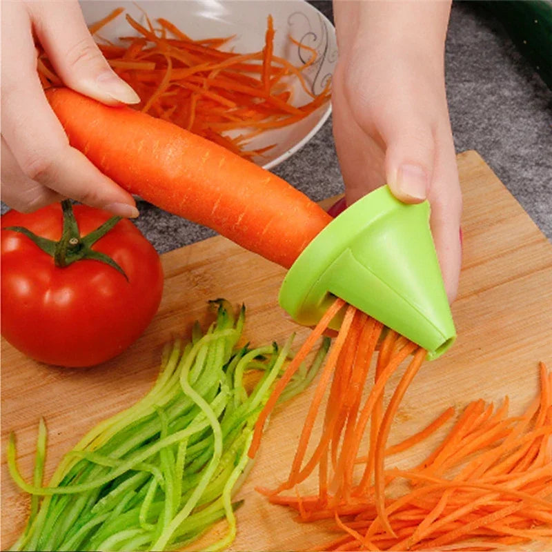 1PCS 3-in-1 Rotary Vegetable Slicer - Spiral Peeler, Grater & Shredder with Interchangeable Blades for Kitchen Prep