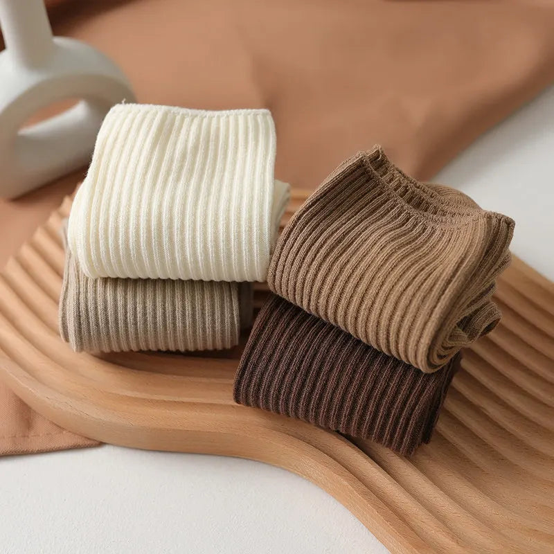 5 Pairs Of New Japanese Socks Set Solid Color Women's Casual Socks Autumn Simple Women's Medium Length Socks