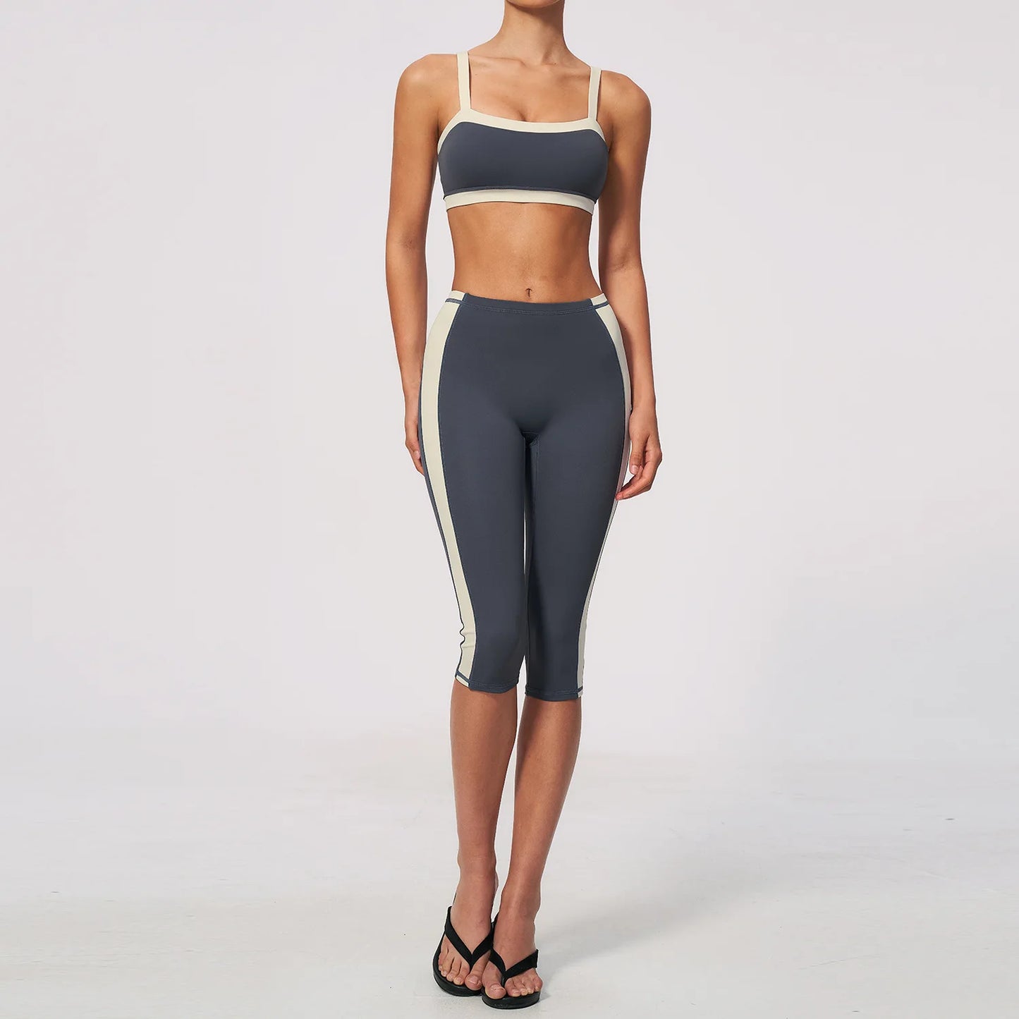 Athletic Wear Women Yoga Set 2pcs Workout Set Sportswear Gym Clothing Fitness Short Sleeve High Waist Capri Pants Sports Suits
