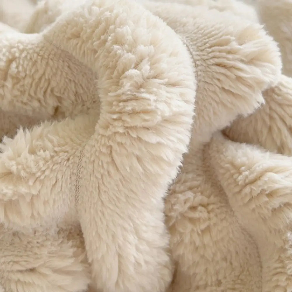 New Double Sided Warm Blanket Warm Breathable Throw Blanket Solid Color Skin-Friendly Conditioning Quilt