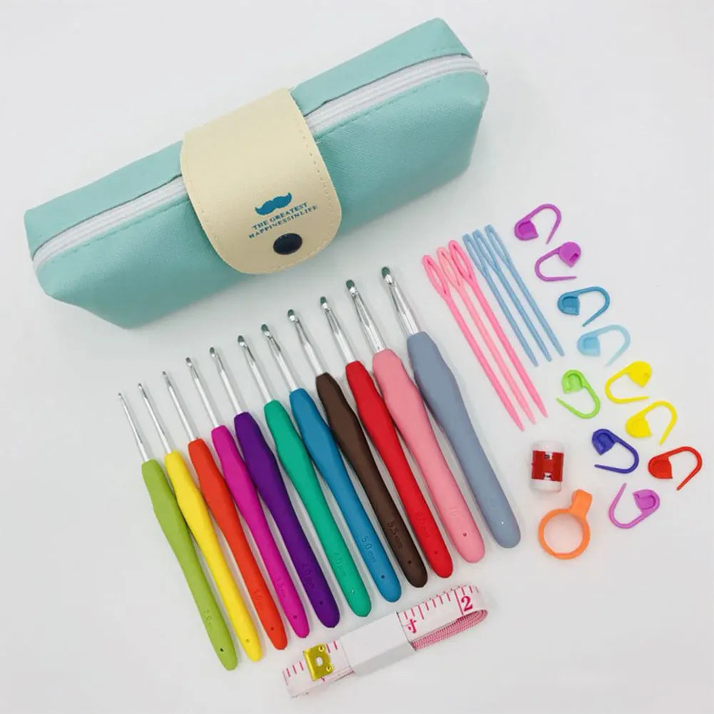 11PCS Colorful Rubber Handle Knitting Needles Kit With Sewing Clips Plastic Needles Staniless Steel Scissors Crochet Hooks Set