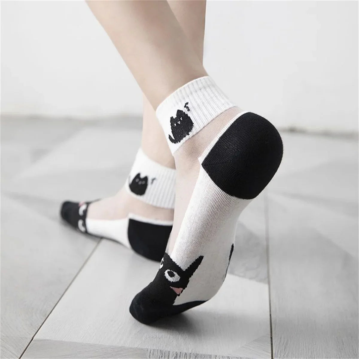 5Pairs/lot Summer Socks Black and White Cat Glass Silk Breathable Female Socks Simple Short Socks