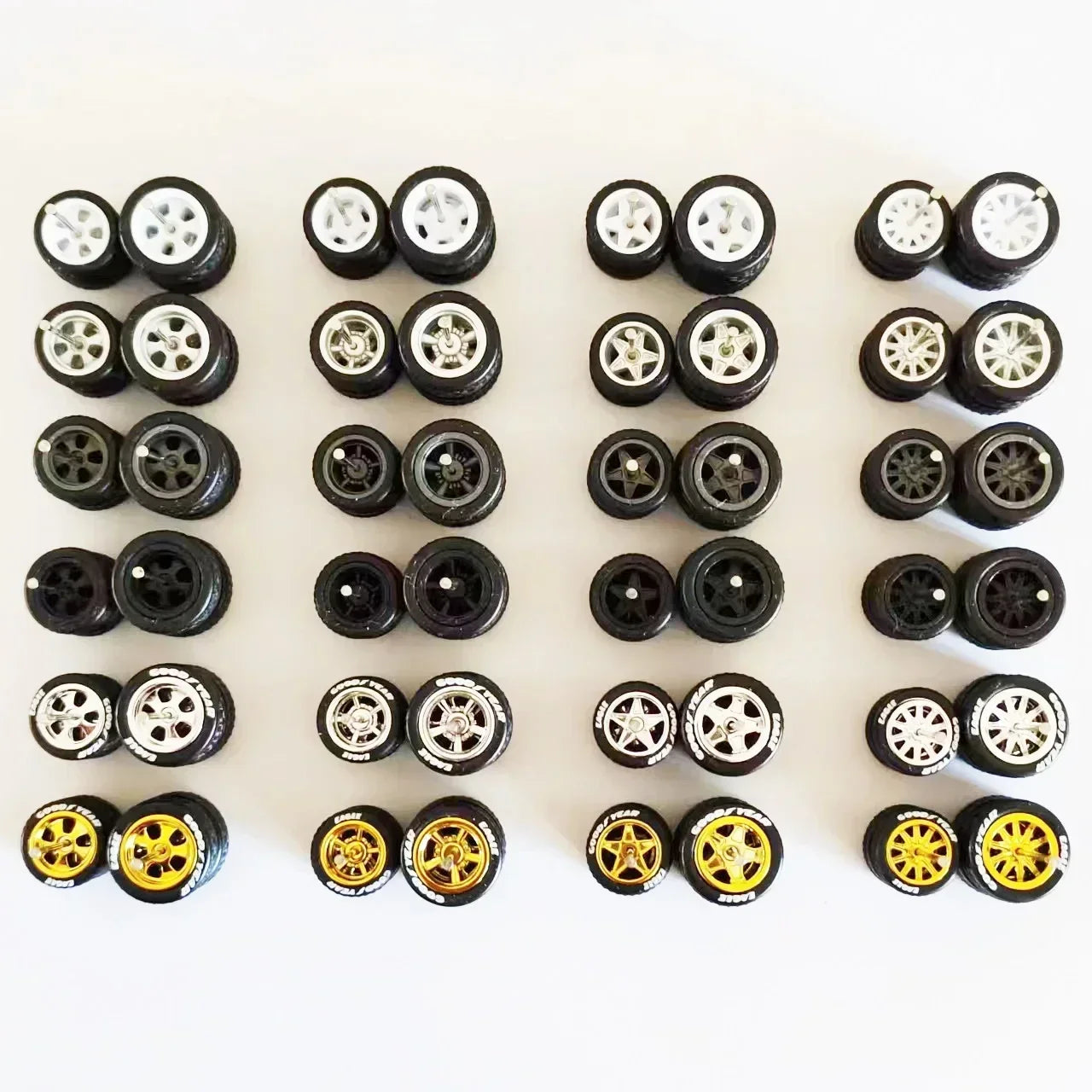 10 Sets 1/64 Staggered Wheels 11mm 13mm Drag Progressive Wheel Front Small Rear Large Rims Rubber Tires for 1:64 Model Cars HW