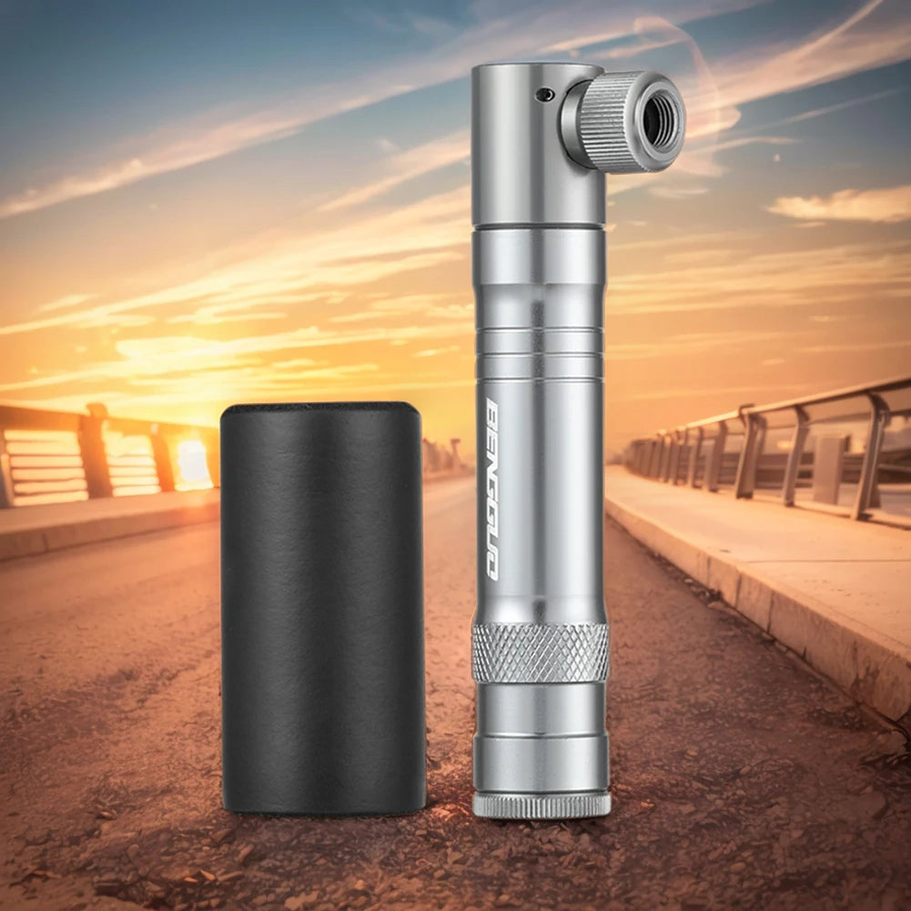 CO2 Bicycle Pump with Tubeless Tire Repair Kit Schrader & Presta Valve CO2 Bike Tire Inflator Aluminum Alloy Bicycle Accessories