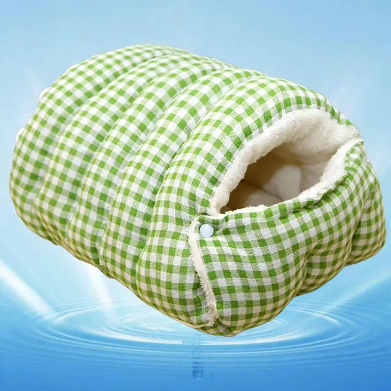 Foldable Winter Pet Sleep Bed/Bag for Cats Dogs, Thickened Semi-Enclosed Design, Soft Indoor, Christmas/Warm in autumn /winter