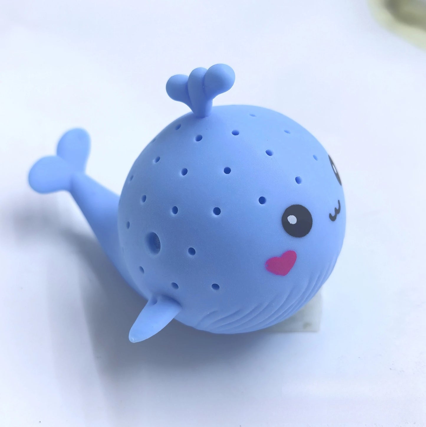 Bath Toys Sponge Water Absorbing Whale Squeezing Stress Relief Toys Summer Swimming Play Water Toy for Children Squishy Kid Baby