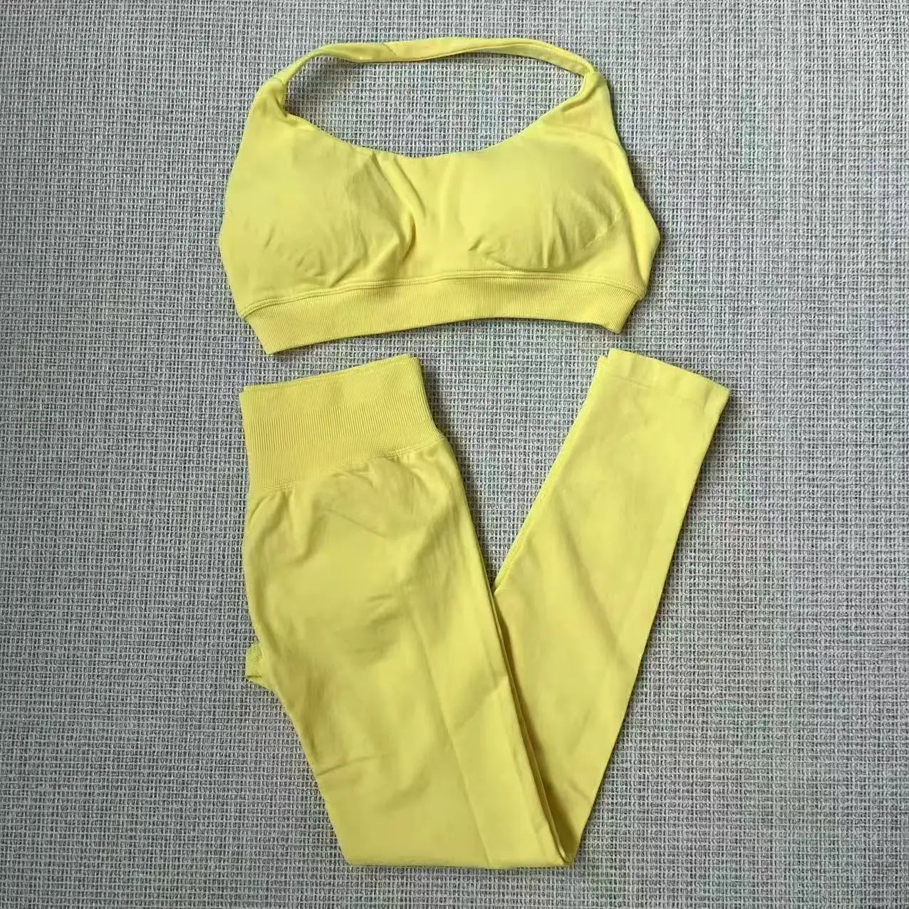 Peach High-Waisted Hip-Lifting Women's Exercise Suit Shockproof Yoga Fitness Clothes for Running And Styling