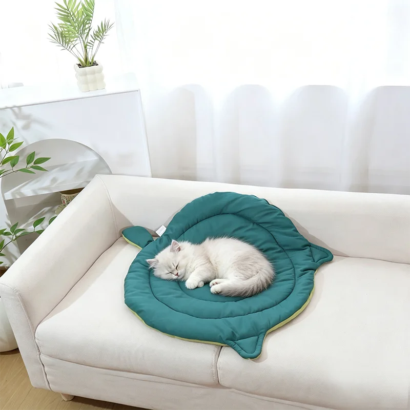 Dog Bed Mat for Sleeping, Big Face Cat Style Cat Bed Pad for All Seasons, Soft Breathable Washable Pet Cushion for Cats Dogs