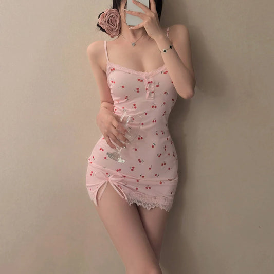 Trendy Pink Cherry Print Dress Women's Cute Fitted Mini Nightgown Lace Trim Detail Spaghetti Strap Summer Style New Fashion Hot